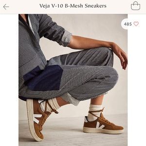 Veja V-10B mesh sneakers